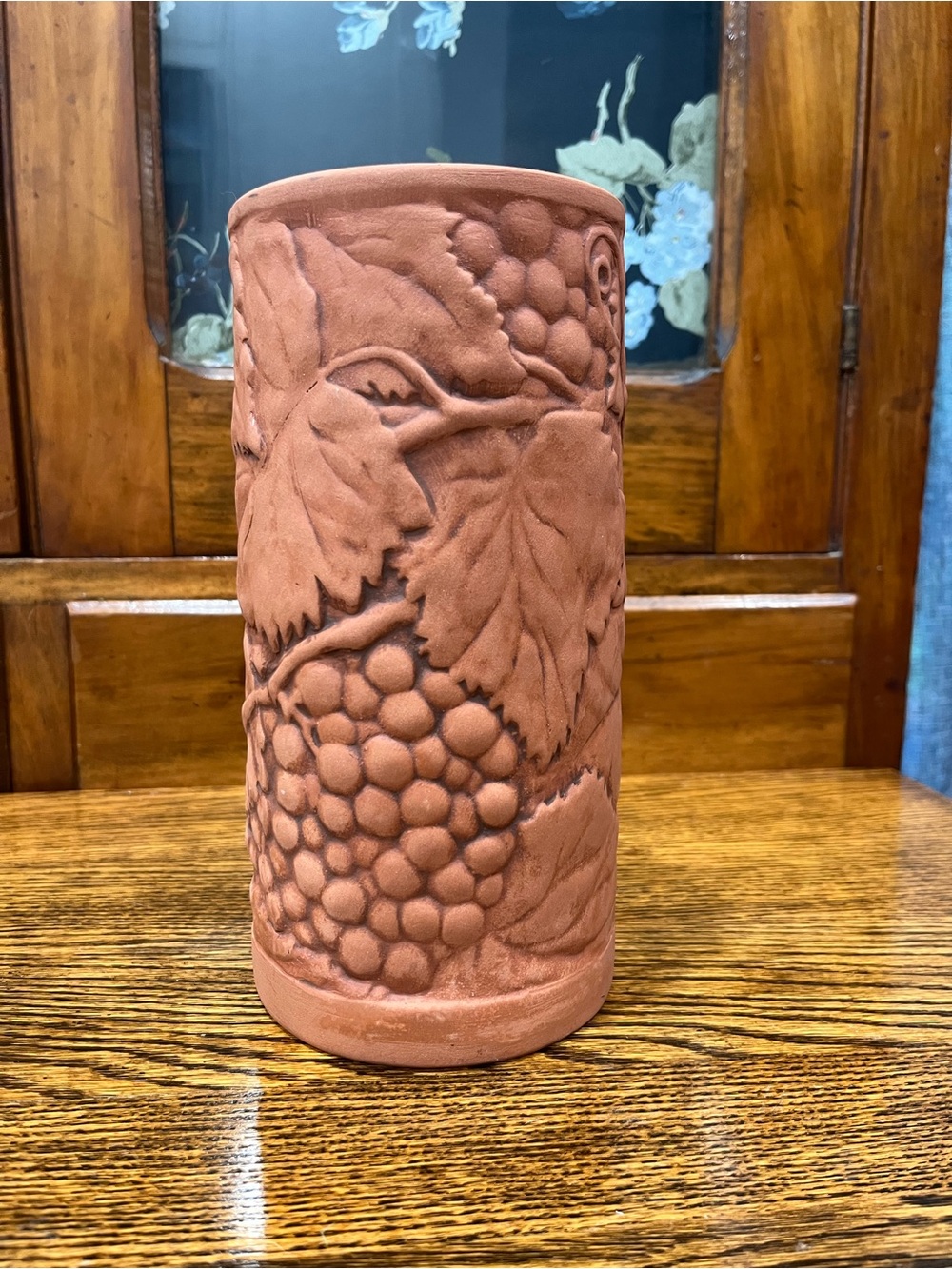 2002 Stonehouse Pottery Wine Bottle Holder Grapevine Grape Rustic Handmade